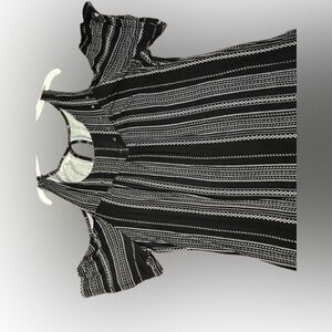 Tee with cut out shoulders